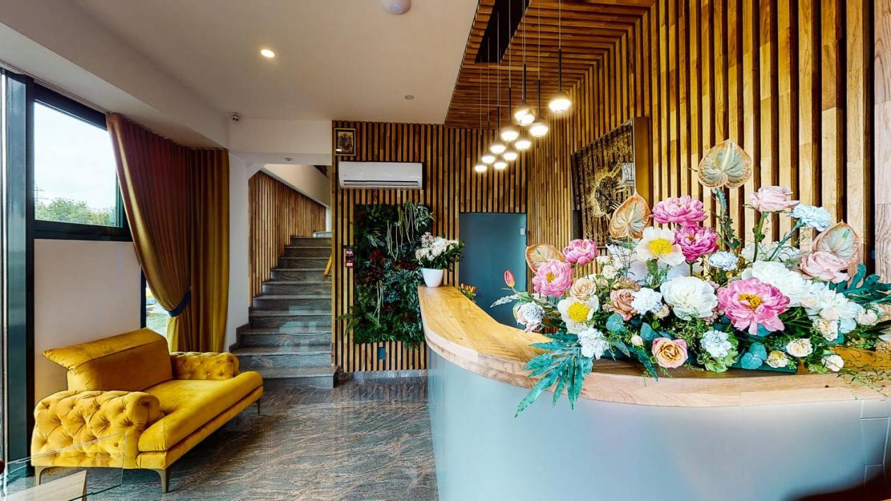 Hotel Angel Sofia Fălticeni Esterno foto