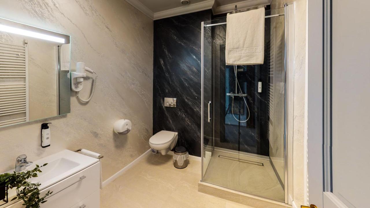 Hotel Angel Sofia Fălticeni Esterno foto